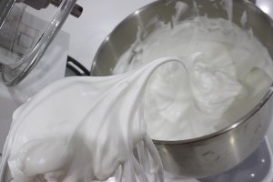 蛋糕胚零失败的做法,怎样烘焙蛋糕胚