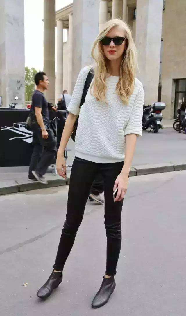 袁娅维大胆穿搭,袁娅维穿白裙子节目