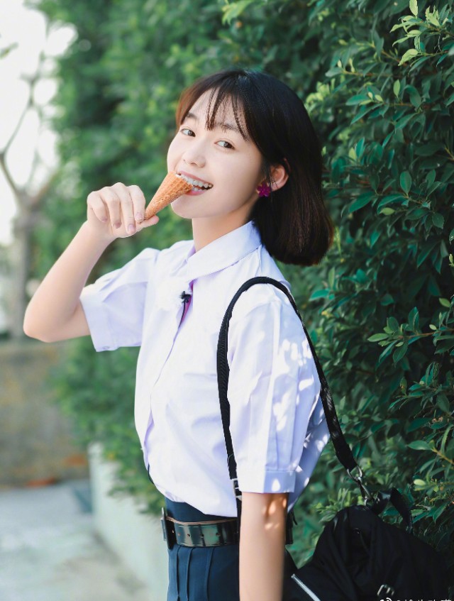 火箭少女高颜值,火箭少女全员白衣服