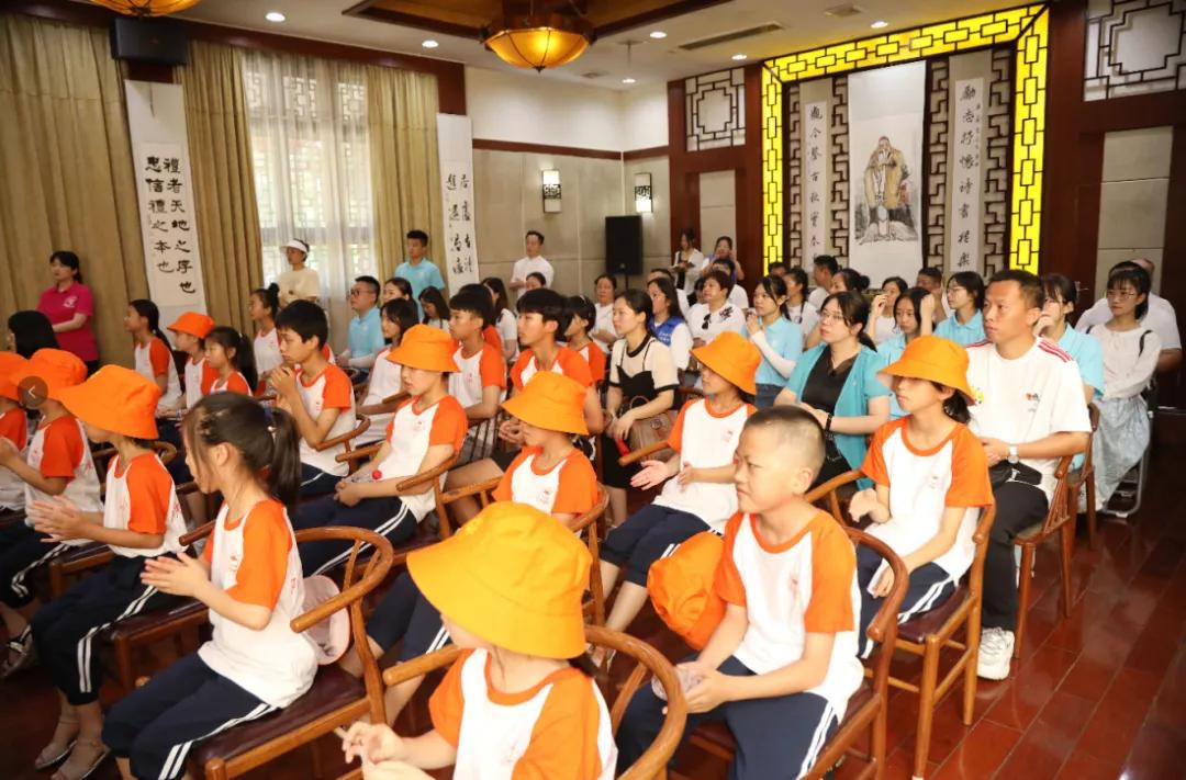 涔濈暪涔﹂櫌,涔濈暪涔﹂櫌绔崍