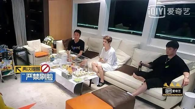 极挑跑男完整版,为什么极挑换人不如跑男