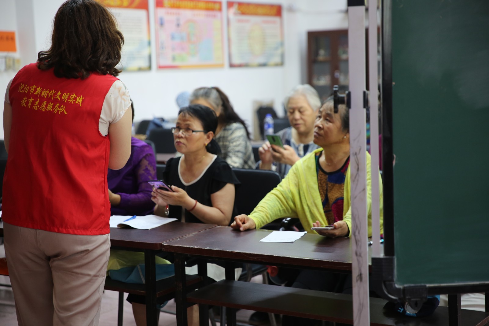 今天，沈阳电大更名为“沈阳开放大学”