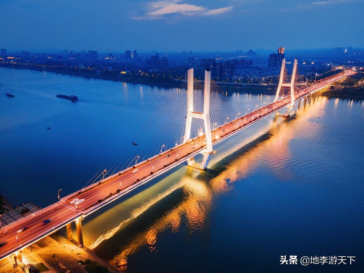 长株潭城市群未来发展趋势,长株潭会成为什么城市群