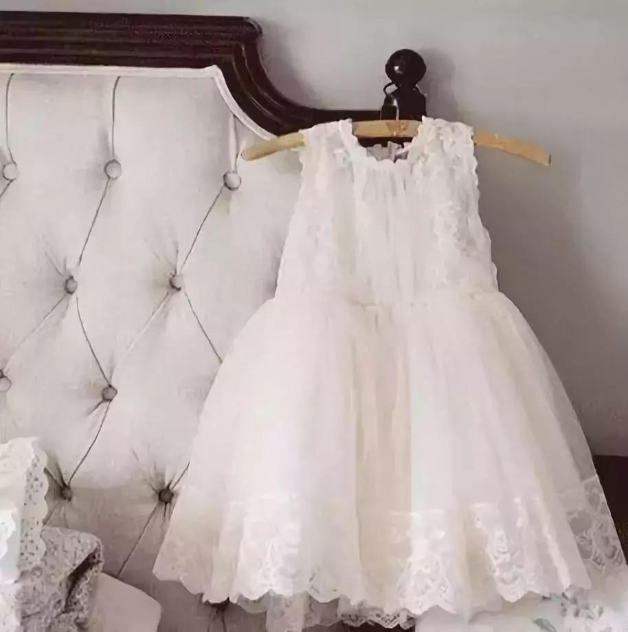 换季给娃买衣有讲究，这5类衣服最好别穿！