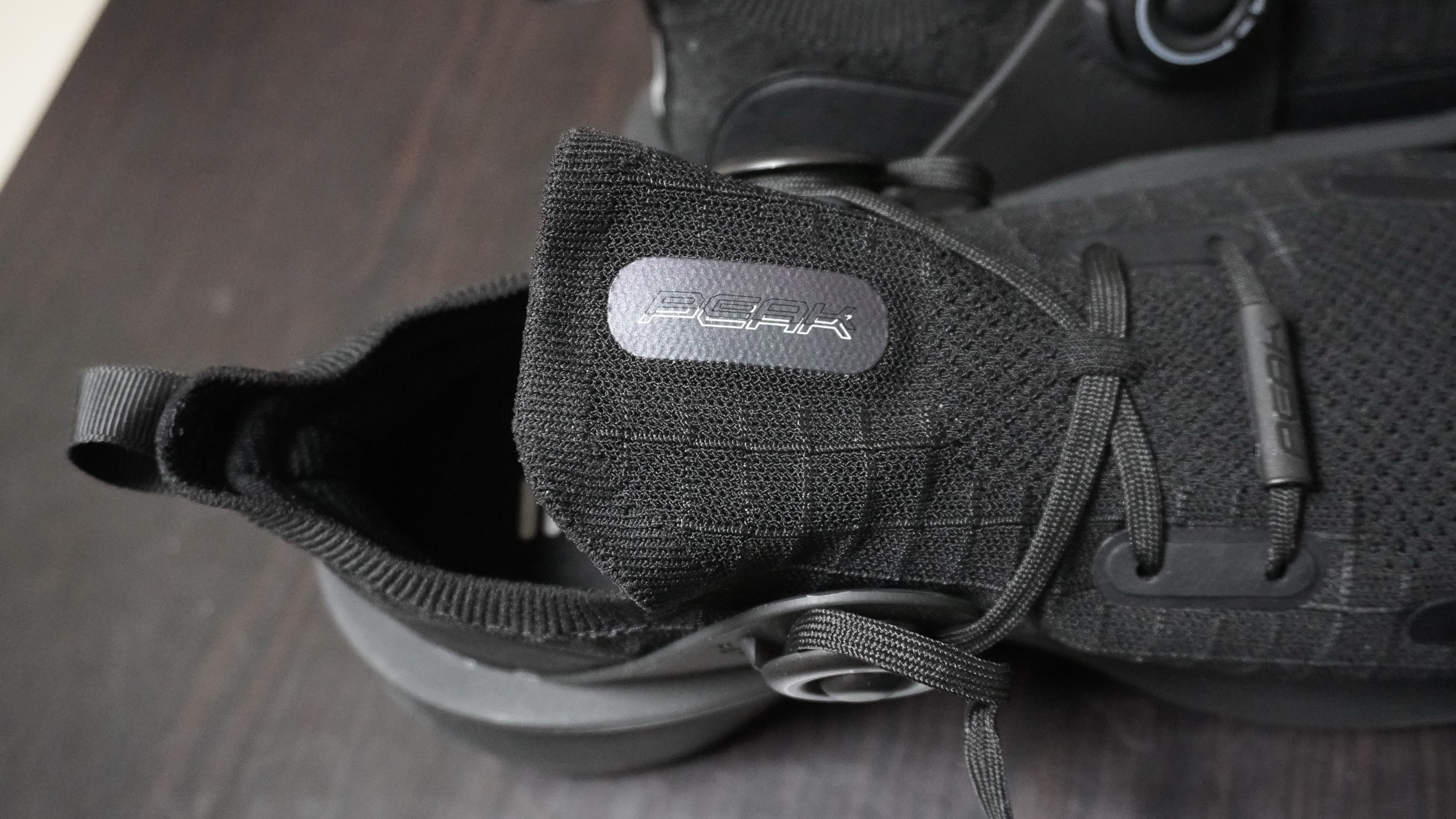 匹克态极2.0体测,匹克态极拖鞋试穿视频