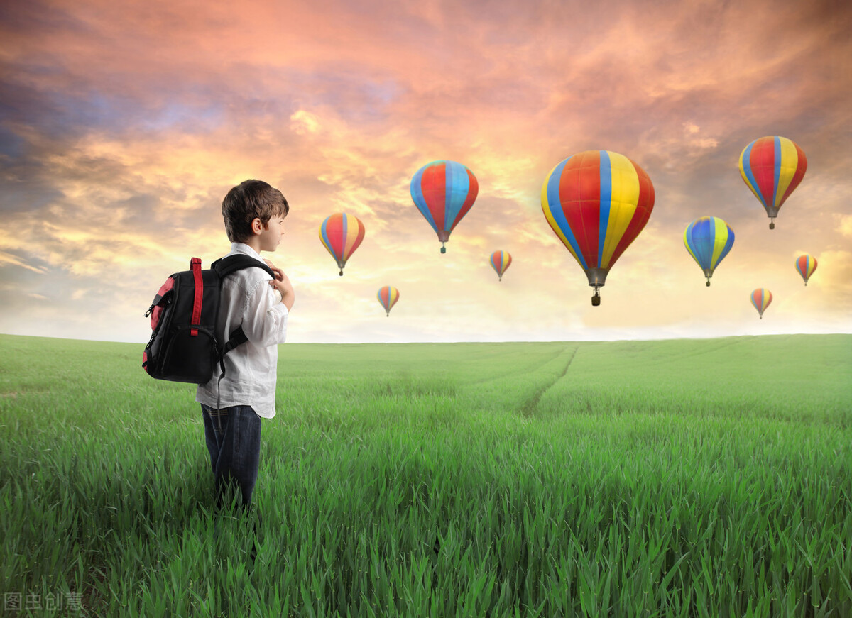 女孩被父亲虐待怎么判,8岁女孩4分钟遭父母毒打30次