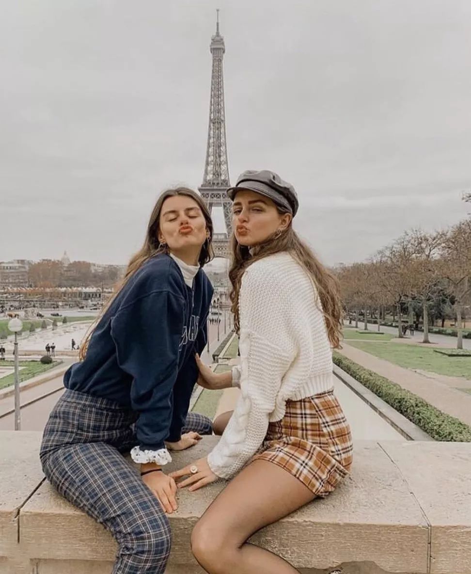 欧阳娜娜优衣库水桶包,欧阳娜娜优衣库卫衣