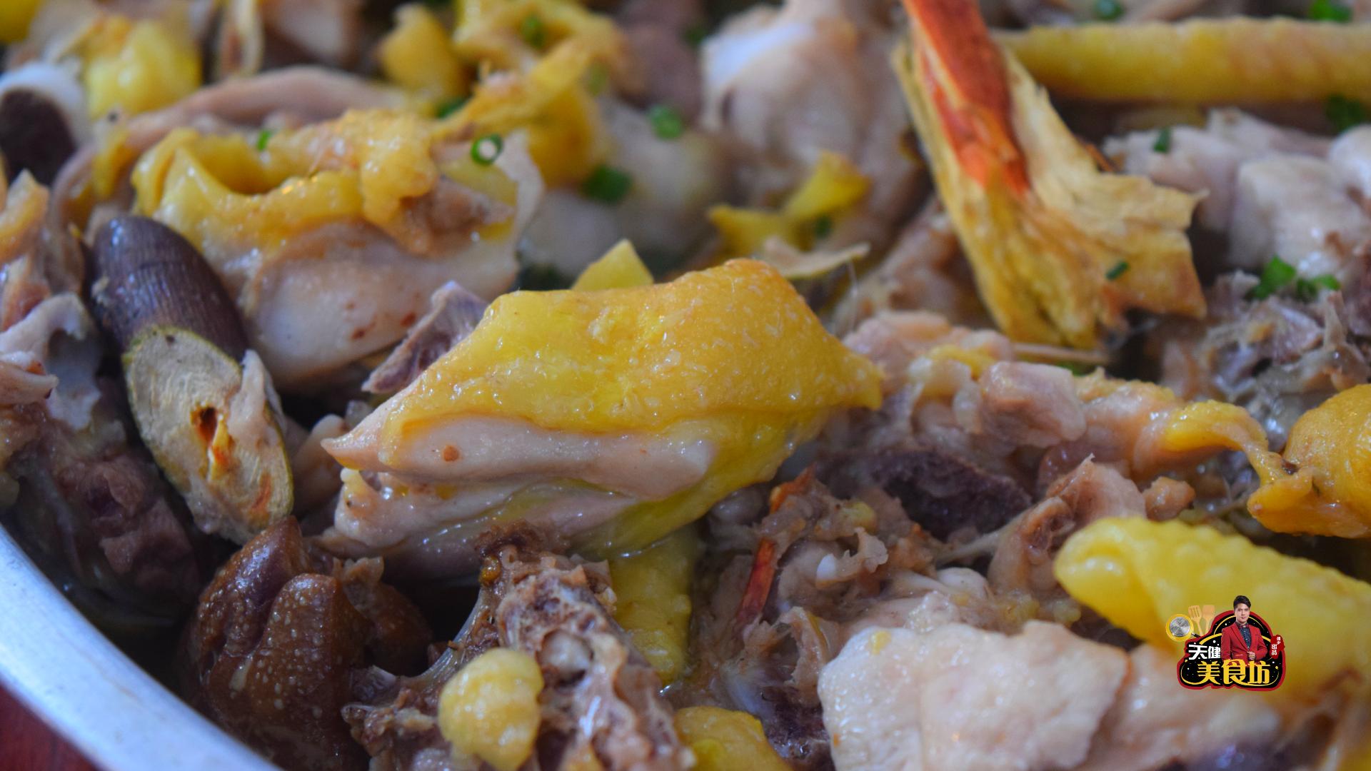 五指毛桃煲土鸡茯苓灵芝汤,五指毛桃蒸鸡肉