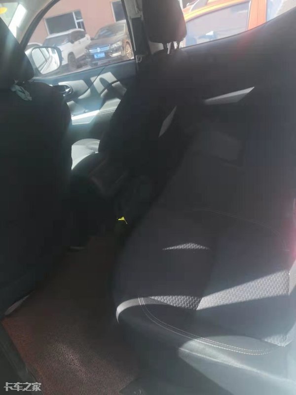 锐骐和纳瓦拉皮卡怎么选,锐骐6皮卡对比日产纳瓦拉