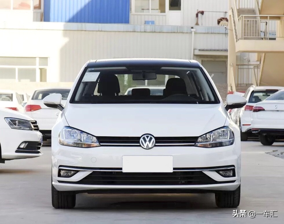 高尔夫2021款200tsidsgpro,高尔夫2019款200tsi舒适价格