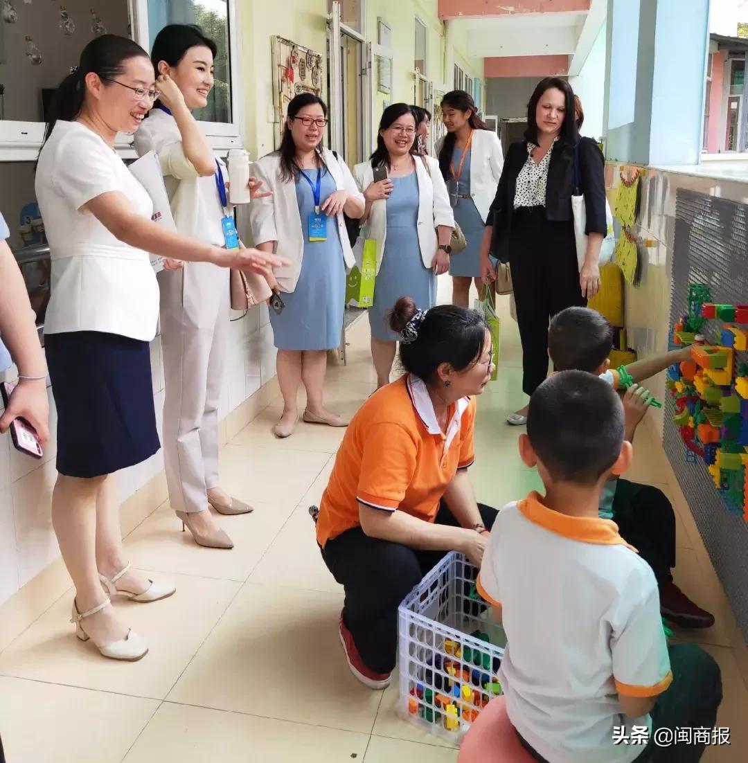 香港玛歌瑞特参访团到厦门幼儿园互动交流