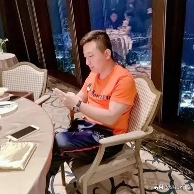 中国顶级黑客，提现500万教训柜员，他劳斯莱斯炫富为何不讨厌？