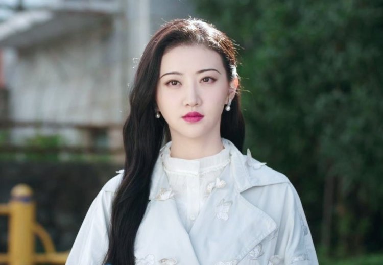 被迷住了！别总说白娘子了，这些美艳女妖，各个都撩