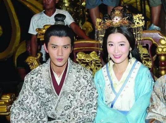 荒唐的周丽淇：情断陈冠希郑嘉颖，又甩富二代，小三上位还不承认