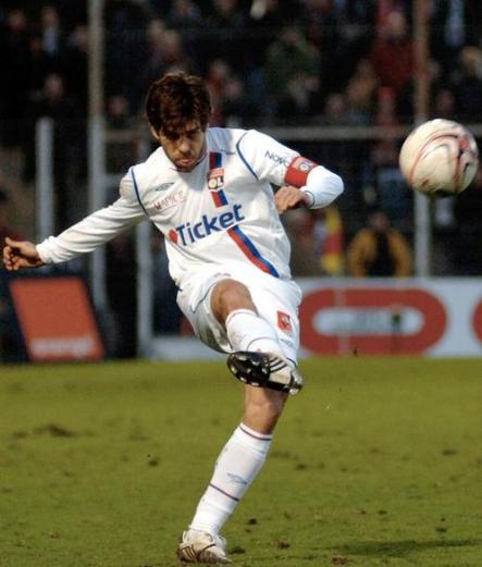 足坛著名招式,足坛十大任意球