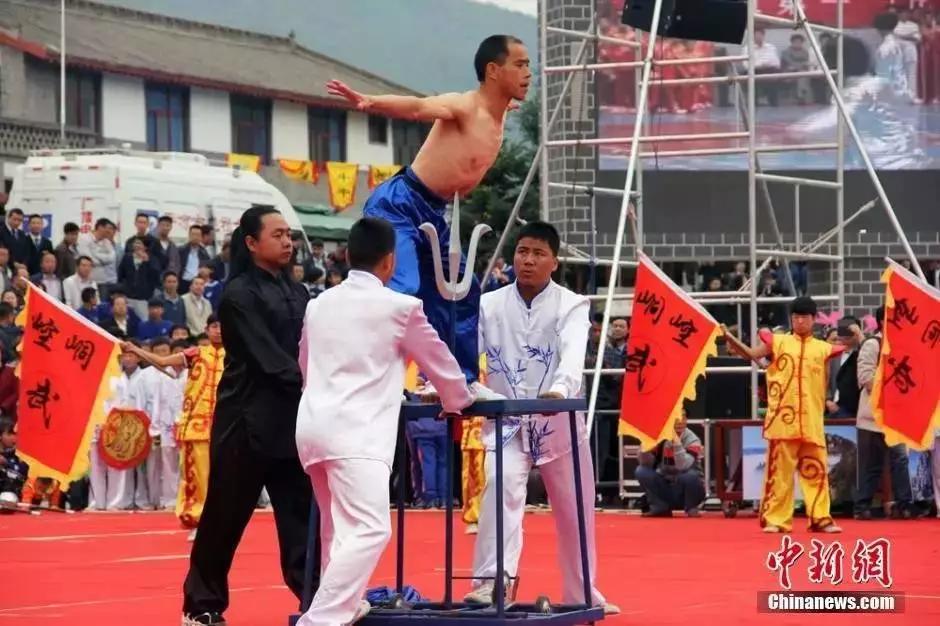 描写甘肃的爆火文章,一篇文章了解甘肃