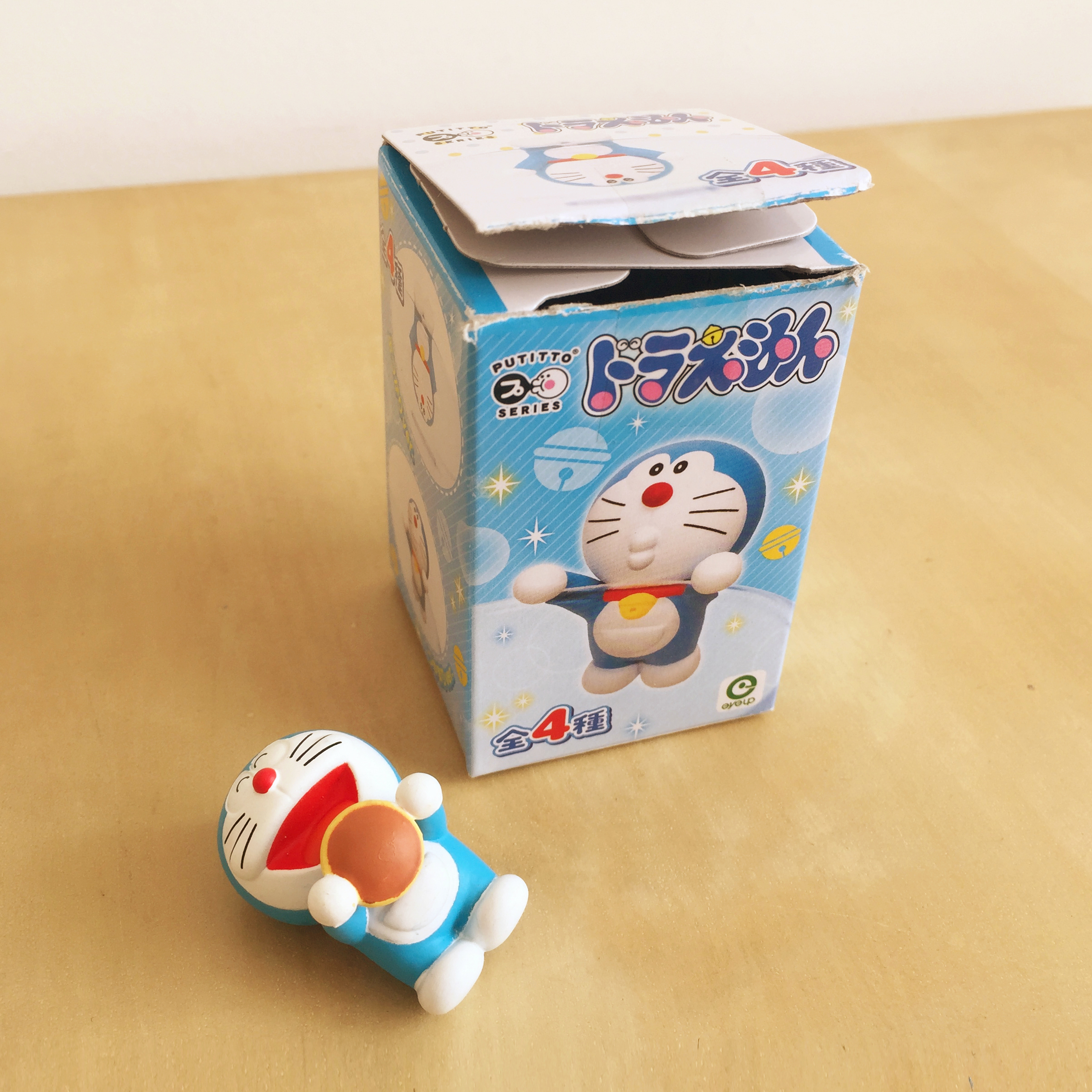 玩具测评丨PUTITTO奇谈俱乐部哆啦a梦杯沿玩偶(第一弹)