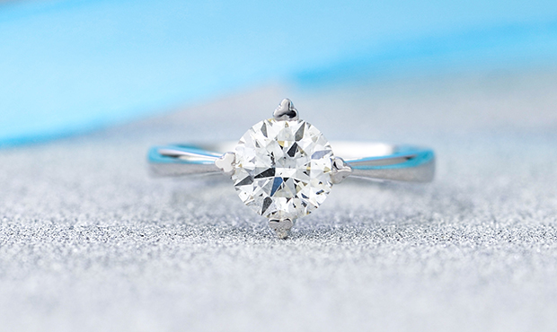 求婚戒指怎么选,戒指买铂金还是k金好