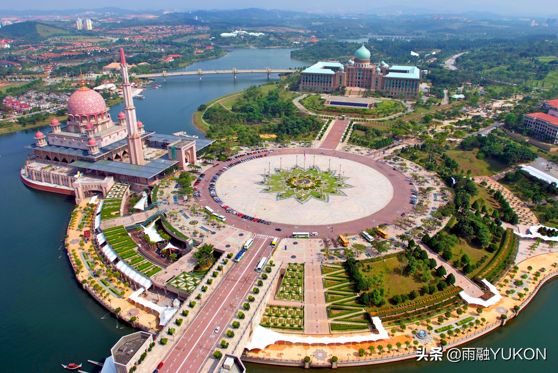 耗资575亿建的直辖市：国家政府所在地，发展19年人口却不到10万