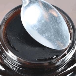 龟界百事通做的龟苓膏，煲前还要先玩火