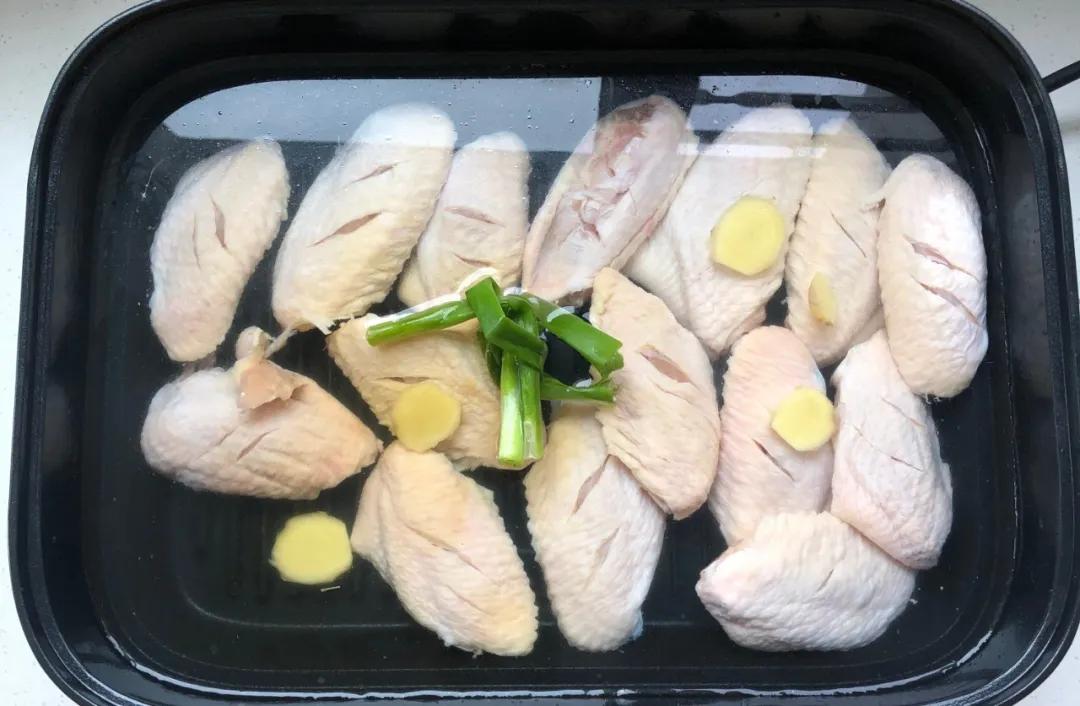 鲜虾鸡翅玉米煲|巨下饭！好吃到汤汁不剩