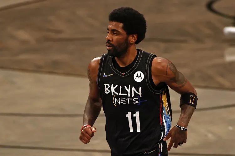 12强赛李铁为什么选洛国富 (李铁赛后谈洛国富)