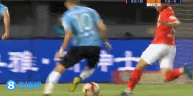 常规操作的卡拉斯科传射逆转，场下采访谦虚低调，这样球员怎么黑