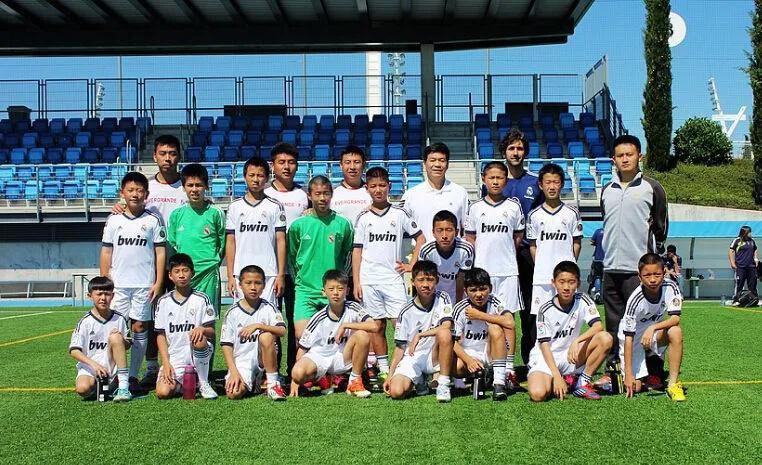 郑州市教育局与恒大足校,恒大足校靠什么维持