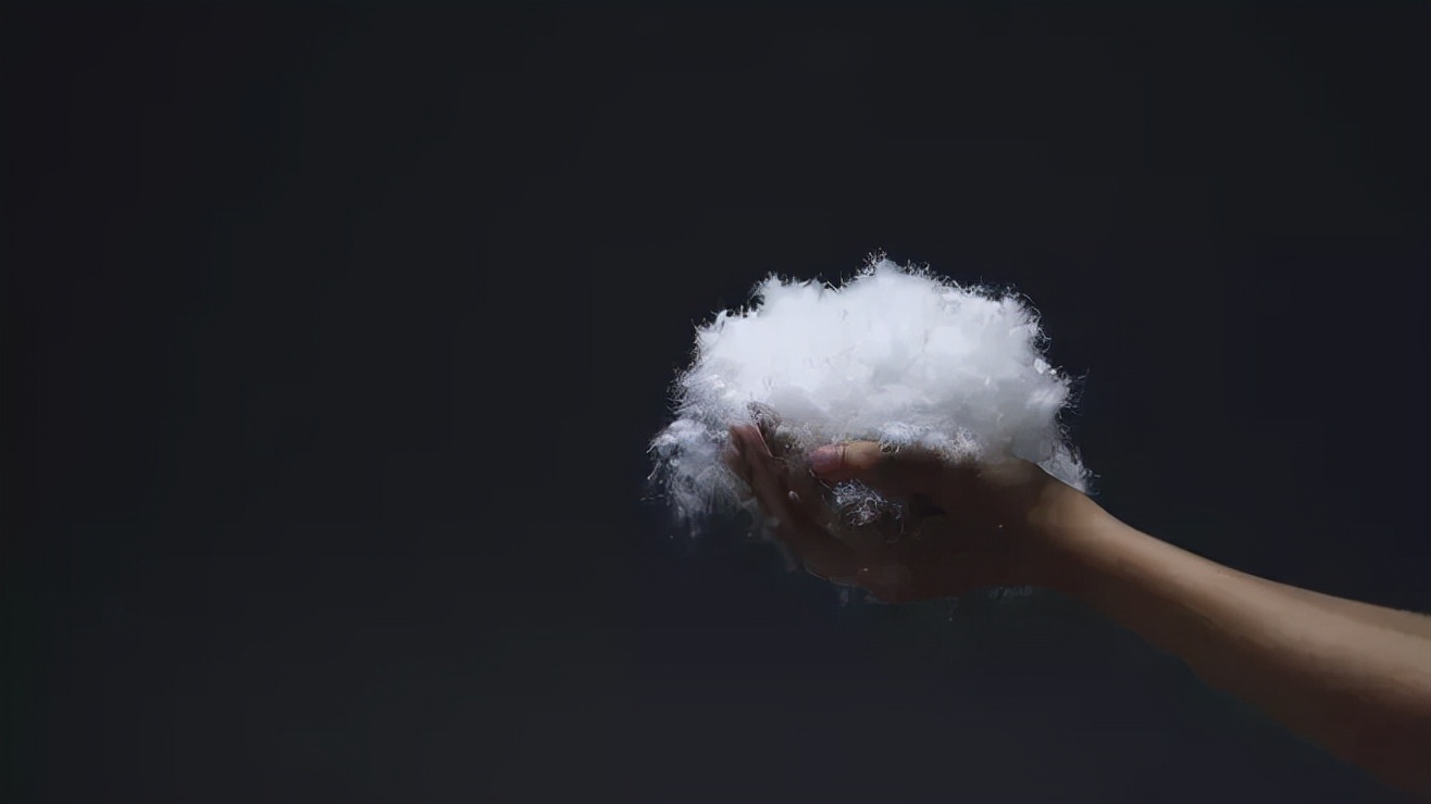 北面羽绒服和加拿大鹅羽绒服区别,北面羽绒服和加拿大鹅哪个好