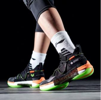 新手入坑推荐什么足球鞋,新入手的鞋