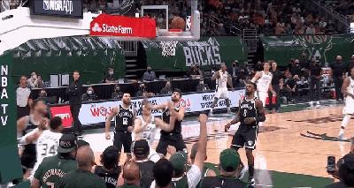 三巨头凯尔特人詹姆斯,三巨头詹姆斯库里