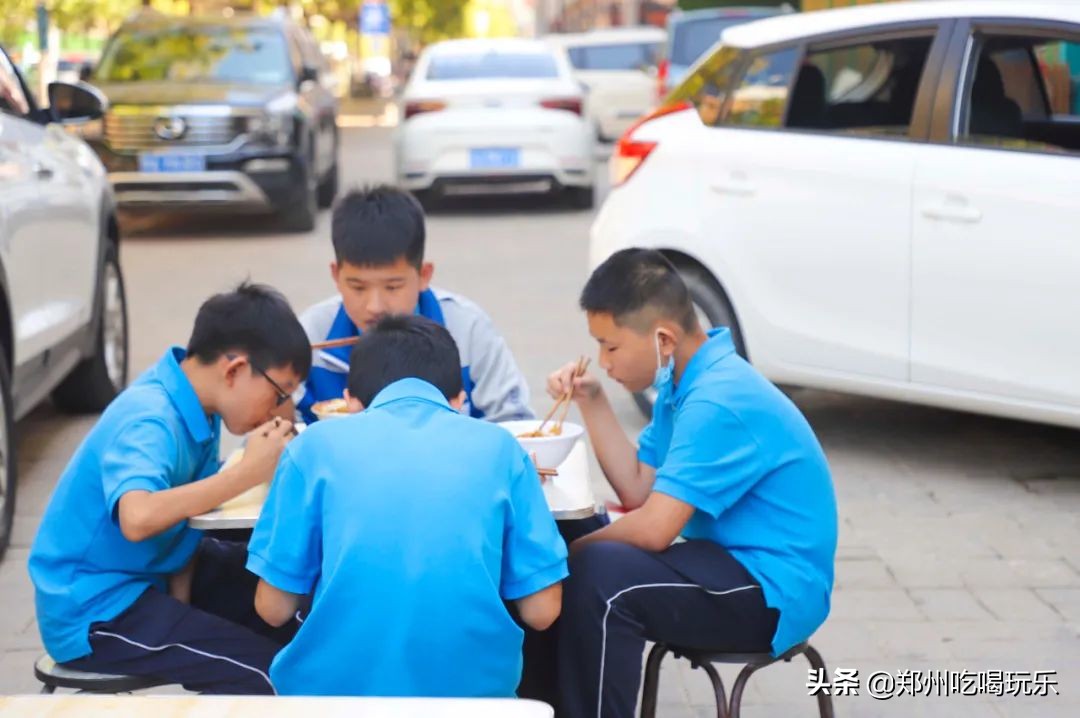 郑州3号线兴隆铺站,郑州四号线美食