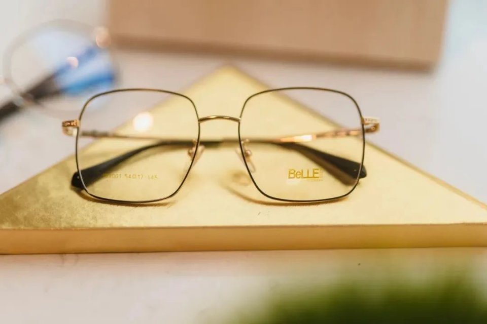 便宜防蓝光眼镜推荐 (好看又便宜的蓝光眼镜)