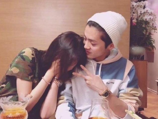 澶氬悕鏄庢槦琚垎鍑轰拱閽绘垝,澶氫綅鑹轰汉鍋峰伔璐拱閽绘垝琚洕