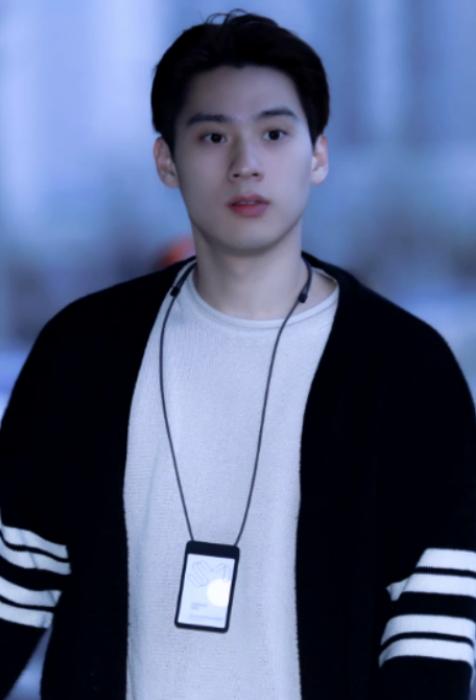 威神直播李秀满,威神v经纪