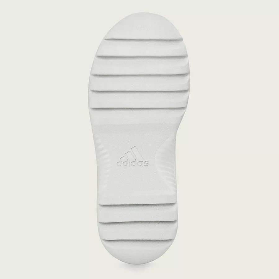 yeezy鞋子买大一点,yeezy最新发布篮球鞋