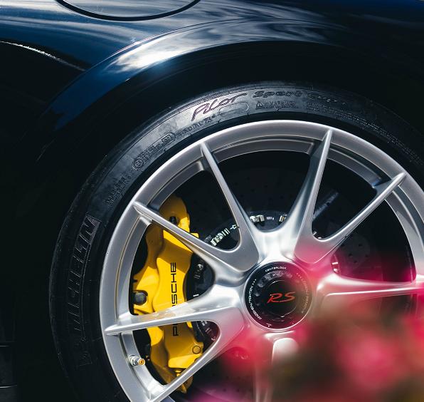 保时捷gttrs寡妇制造者,保时捷gt2rs赛道之王