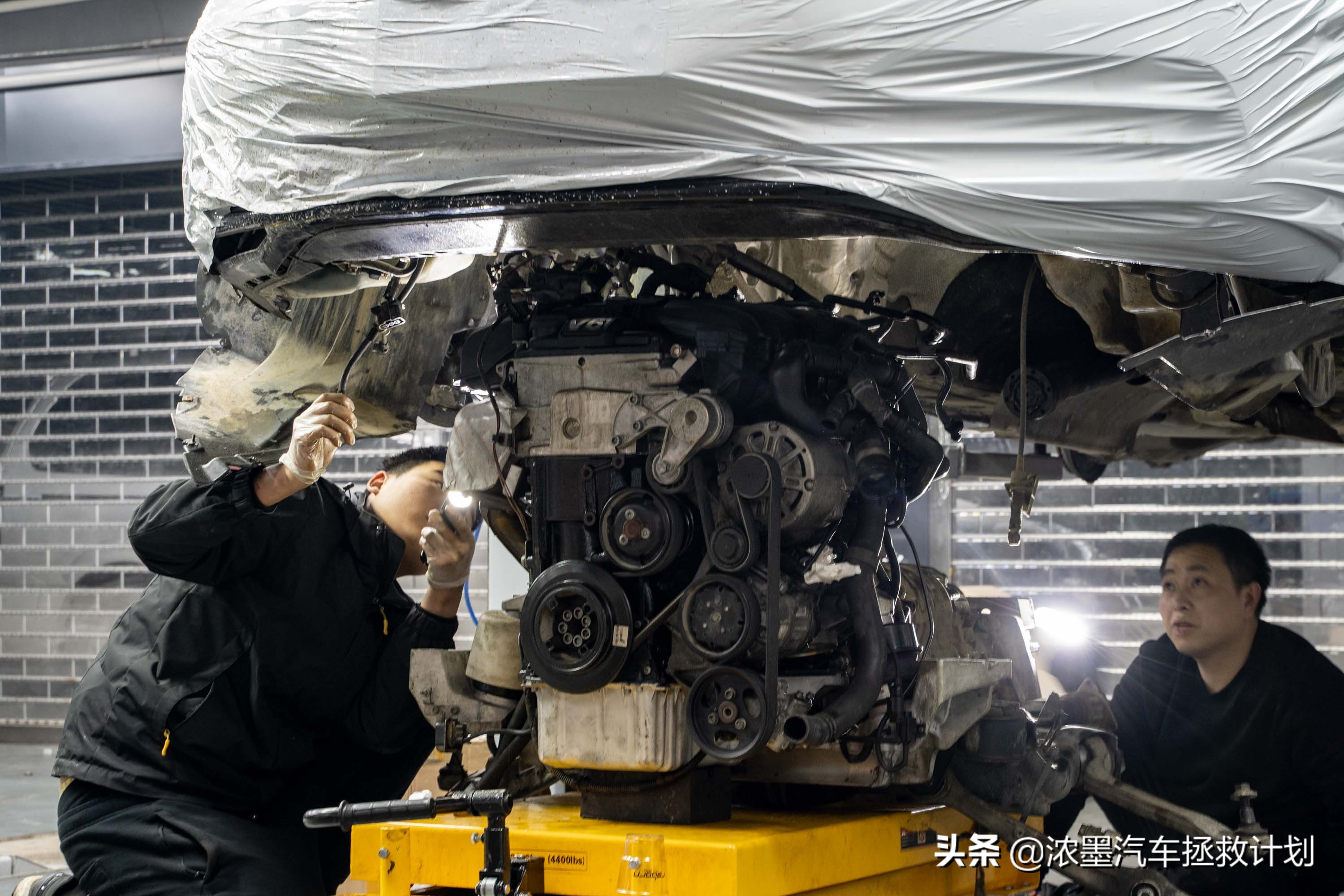 大众辉腾vr6,德系老款大众辉腾