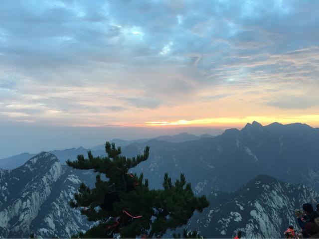 华山自驾最惊险的道路,华山最惊险的公路