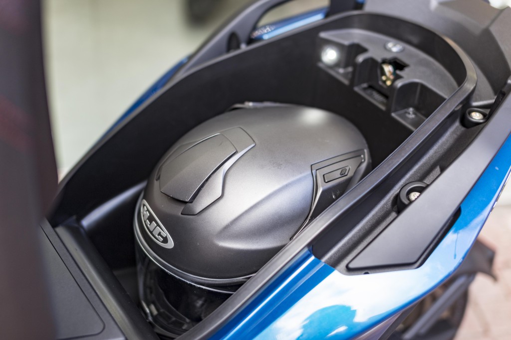 krv踏板摩托车,光阳krv180踏板摩托车