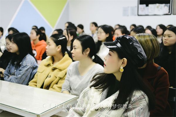 成妆化妆培训学校3-6岁儿童,成妆化妆培训学校推广