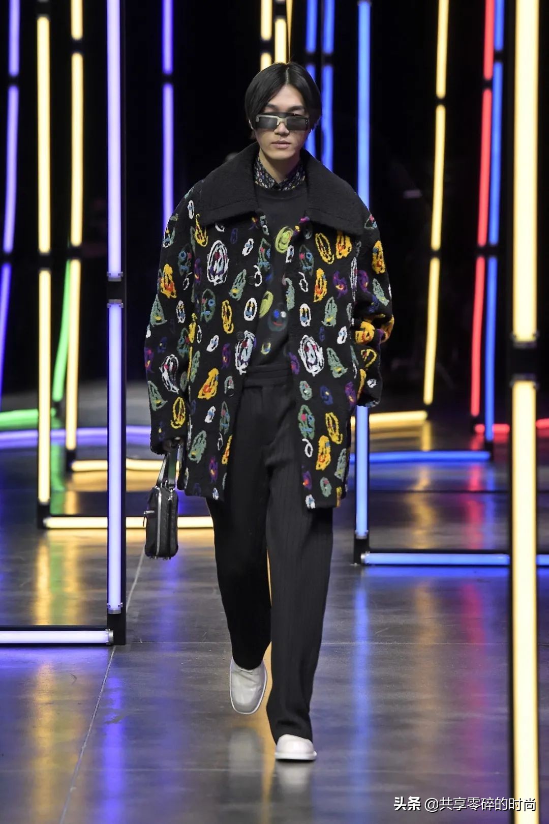 fendi芬迪2023年春夏男装时装秀,最潮流fendi2020秋冬系列时装