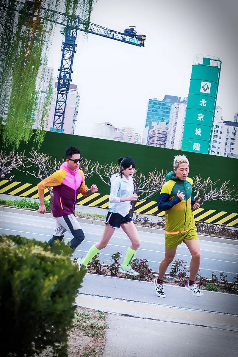 耐克目前最顶级的跑鞋,耐克的一个跑鞋