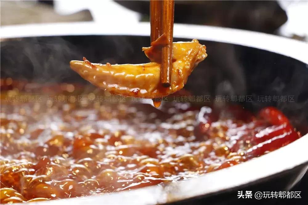 郫都区地道老火锅,吃完四川火锅感受