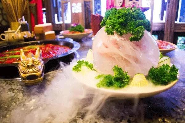 寰愬窞涓滃尯璐墿娈垮爞,寰愬窞涓滃尯浜烘皵璐墿涓績