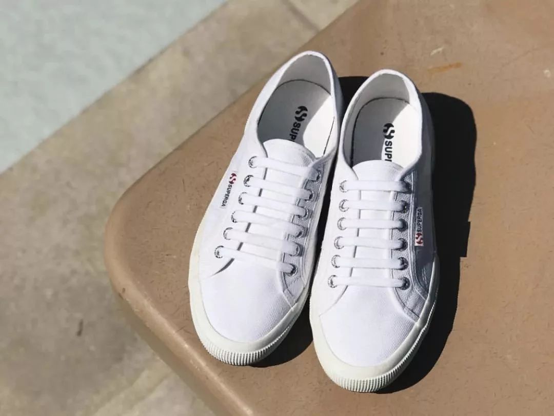 推荐几款好看的小众帆布鞋,这些冷门的平价帆布鞋好看又耐穿