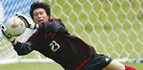 每一个球衣都有它独特的意义,足球历史十大优秀门将排名