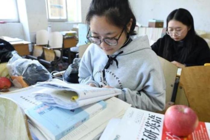 保研生和考研生区别,读研后发现就业更难