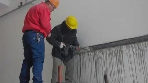 自建房水泥板开裂怎样处理,农村自建房混凝土裂缝怎么补救