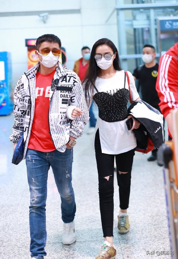 冉莹颖黑色露肩,冉莹颖长款吊带